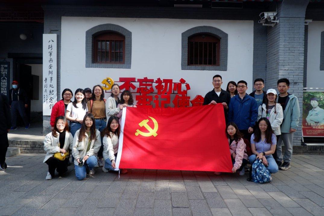 救援小棕兔